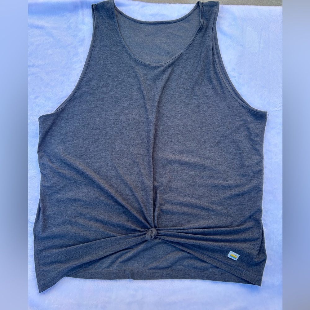 Vouri xxl Gray Knotted Tank Top - Picture 2 of 10